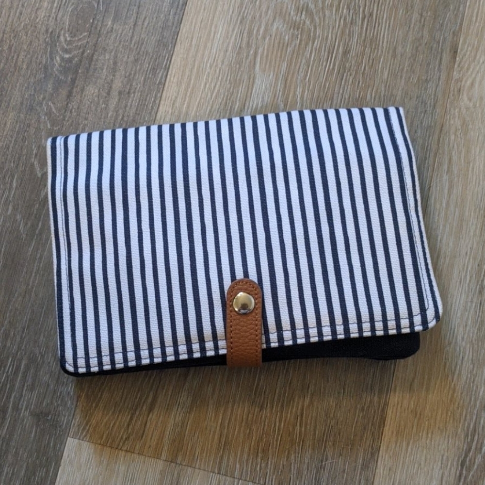 31 Small Purse